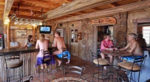 mira vista resort bar 